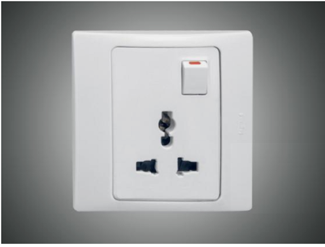 Multi Standard Socket Dark Silver (283520)